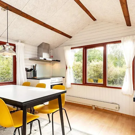 6 Person Holiday In Sp Ttrup Lihme